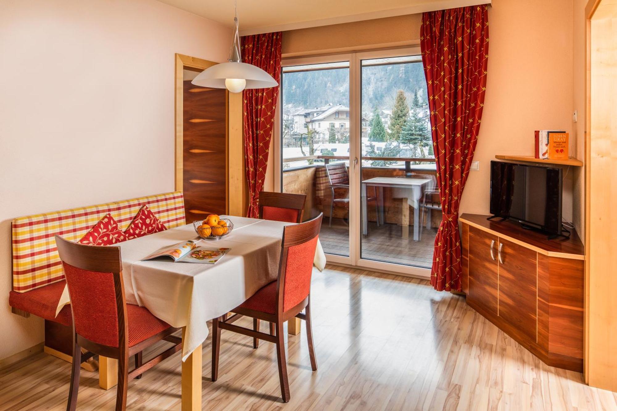 Apparthaus & Chalets Hofer Zell am Ziller Eksteriør bilde